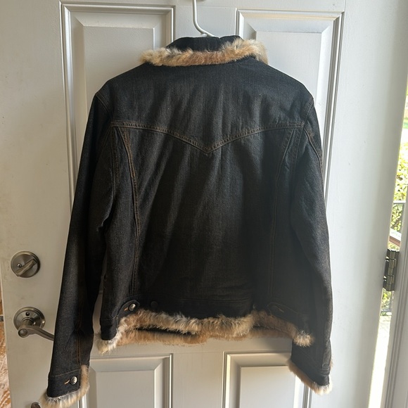 Jean Jacket - Picture 6 of 10